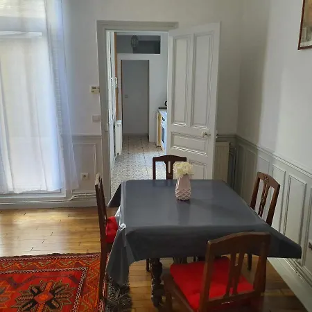 Bacquenois 44 Appartement *